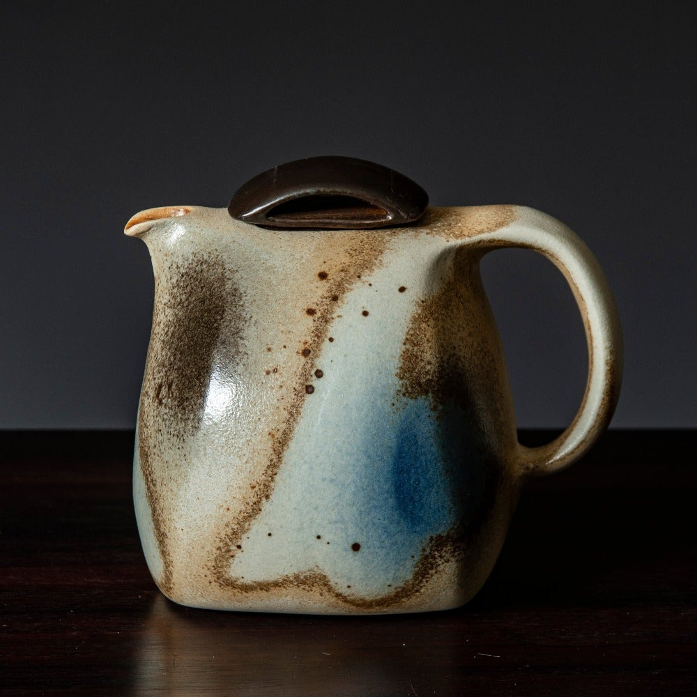 Stoneware teapot by Gottlind Weigel B3383 - Freeforms