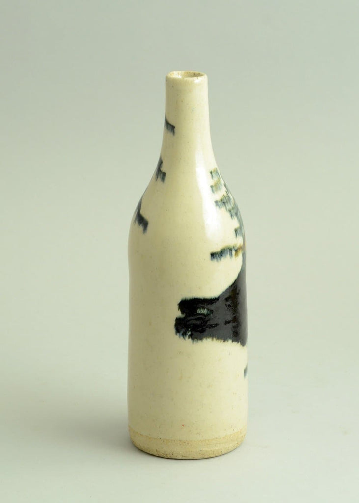 Stoneware vase by Conny Walther F1809 - Freeforms