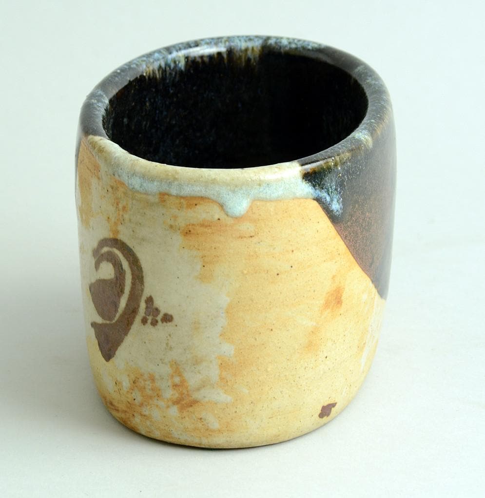 Stoneware vase by Conny Walther F2013 - Freeforms