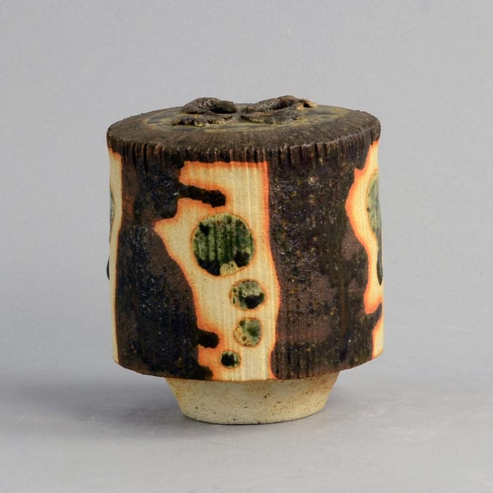 Stoneware vase by Lotte Reimers N8001 - Freeforms