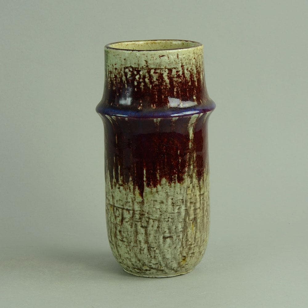 Stoneware vase by Sylvia Leuchovius C5330 - Freeforms