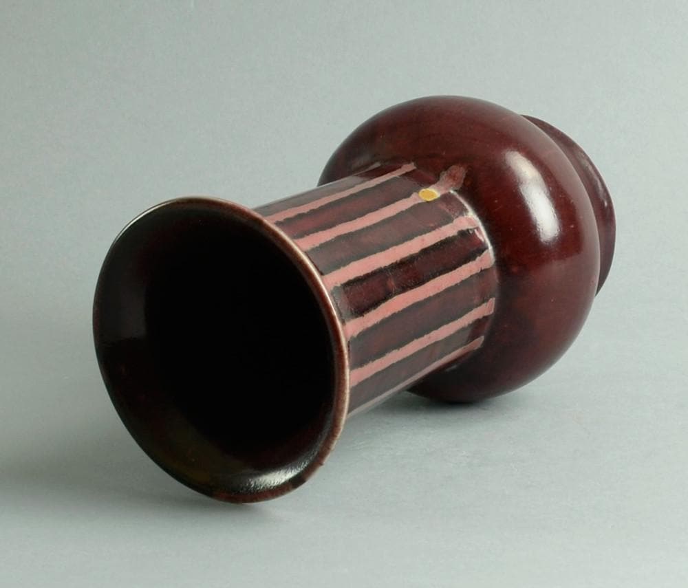 Stoneware vase by Thorkild Olsen for Royal Copenhagen N9820 - Freeforms