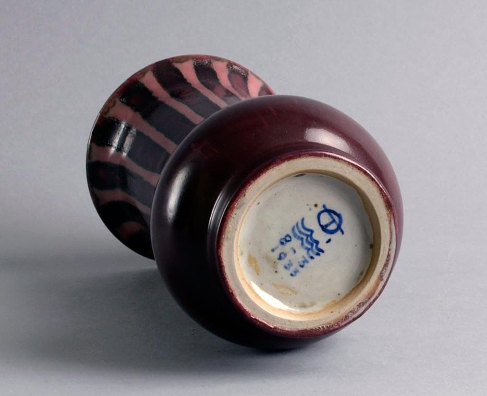 Stoneware vase by Thorkild Olsen for Royal Copenhagen N9820 - Freeforms