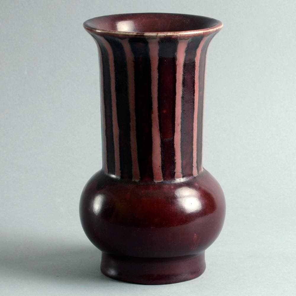 Stoneware vase by Thorkild Olsen for Royal Copenhagen N9820 - Freeforms