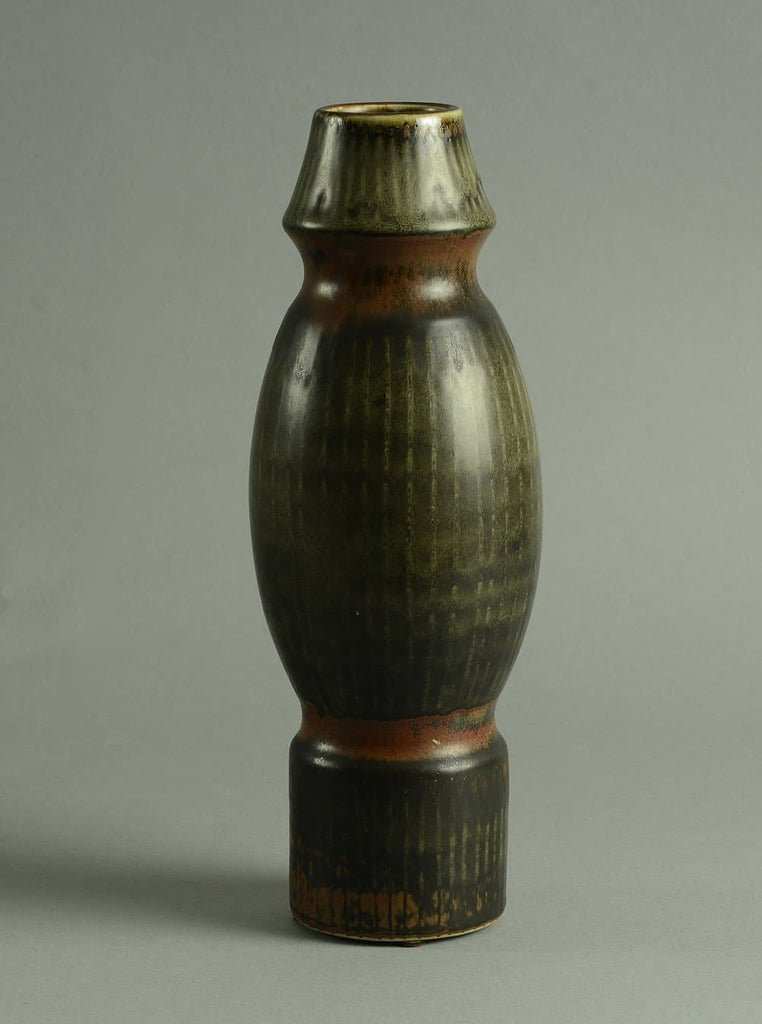 Stoneware vase with brown glaze by Carl Harry Stålhane N7144 - Freeforms