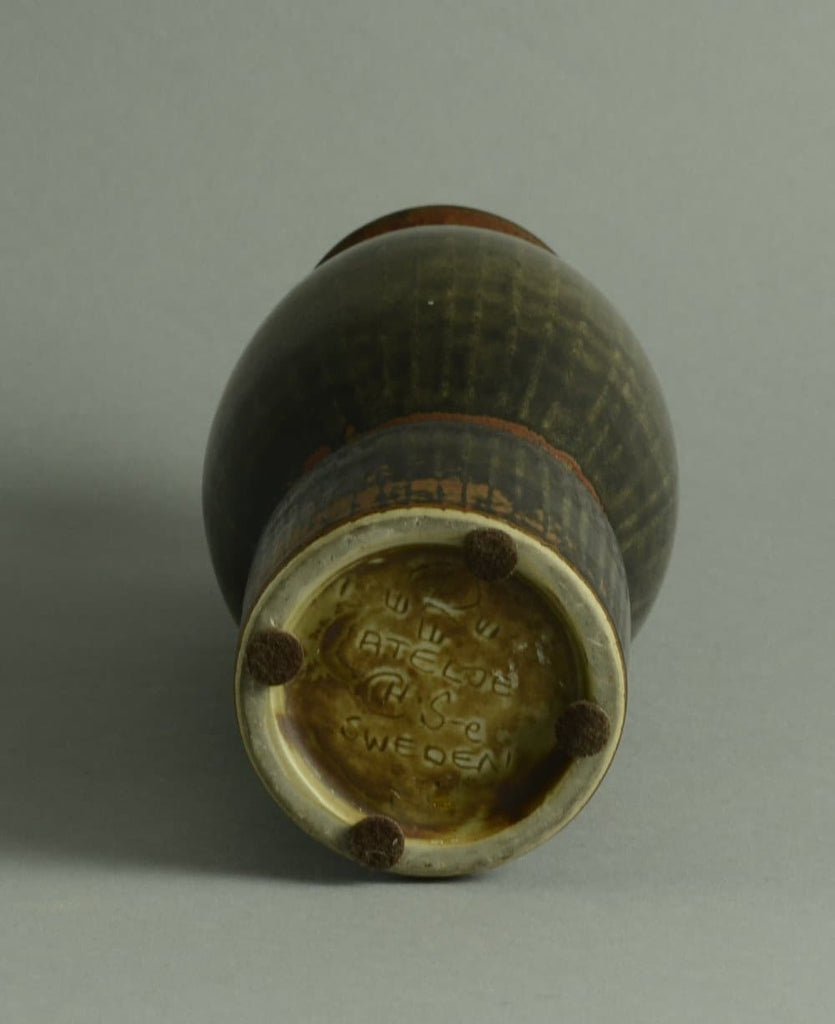 Stoneware vase with brown glaze by Carl Harry Stålhane N7144 - Freeforms