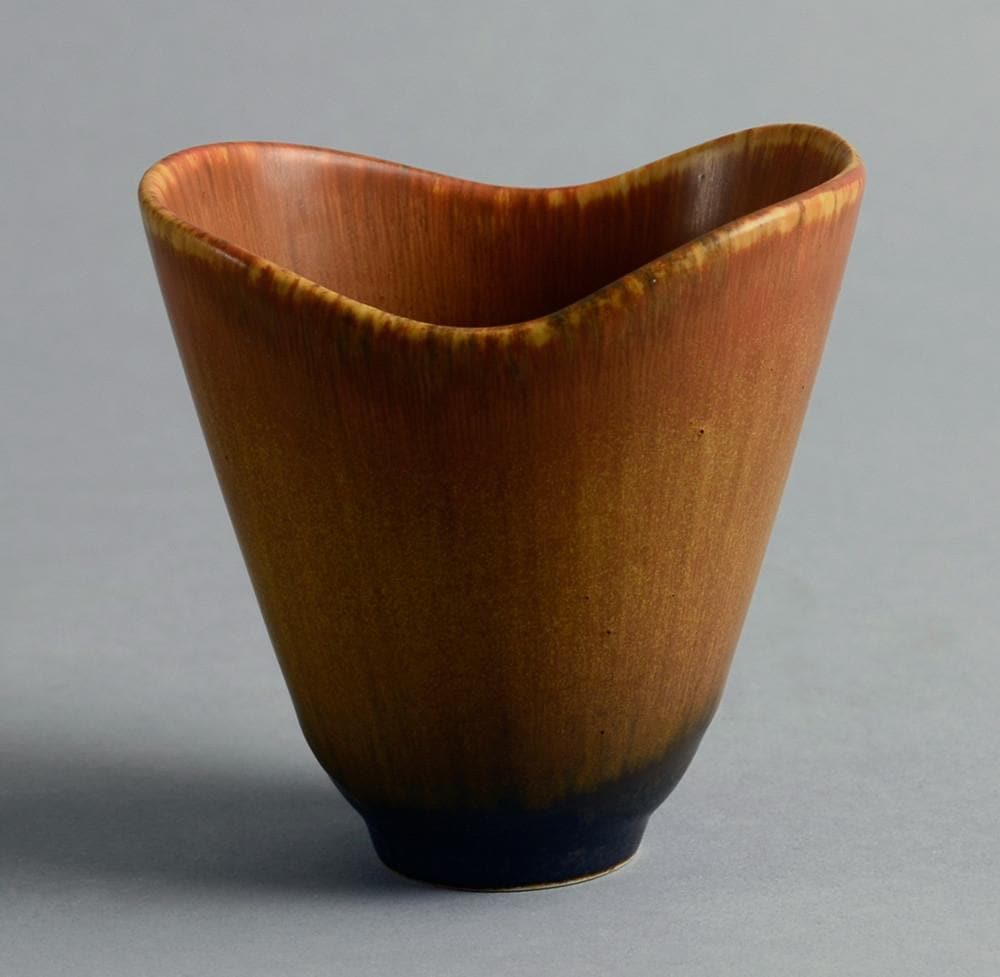 Stoneware vase with golden brown matte glaze by Carl Harry Stalhane A1174 - Freeforms