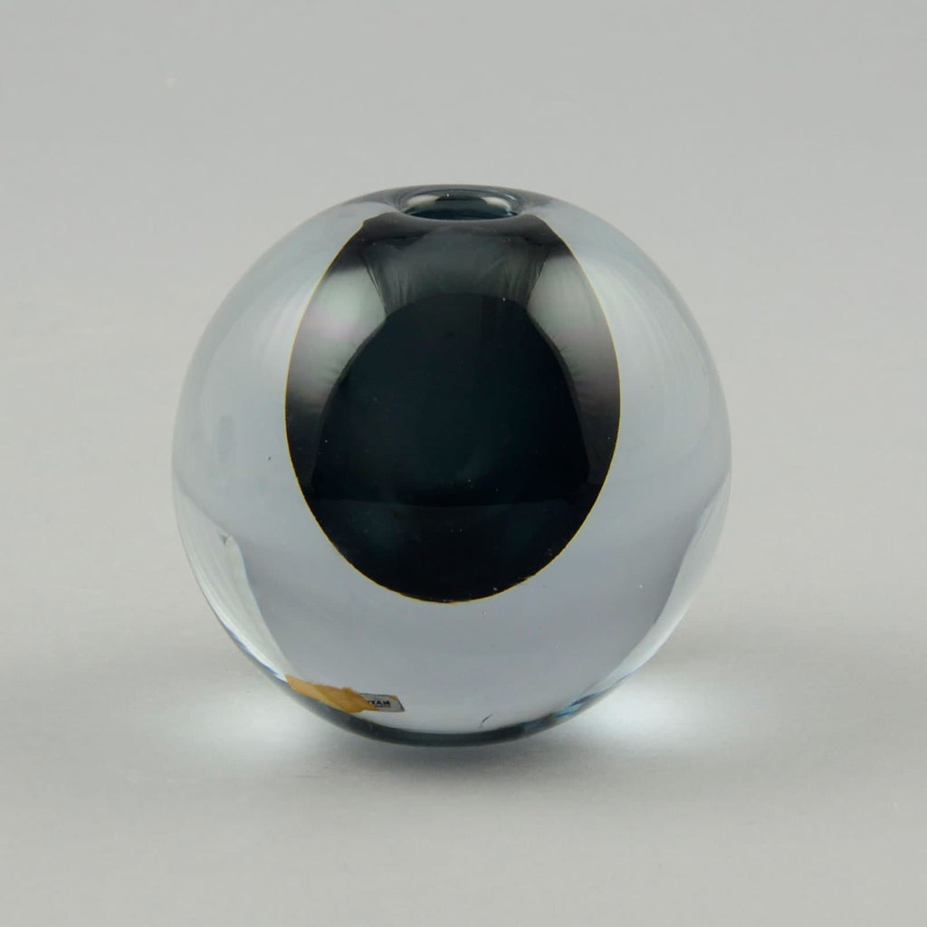 Strombergshyttan glass orb vase/paperweight A1535 - Freeforms