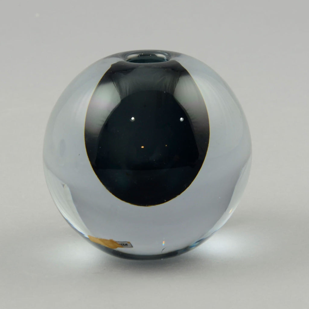 Strombergshyttan glass orb vase/paperweight A1535 - Freeforms