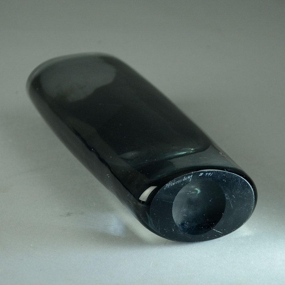 Strombergshyttan "Sommerso" vase in gray and clear glass B3587 - Freeforms