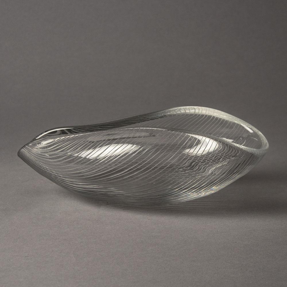 Tapio Wirkkala for Iittala, large engraved bowl in clear glass G9429 - Freeforms