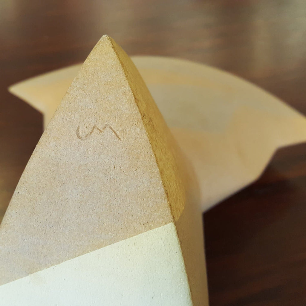 Unique hand built stoneware vase by Jon Middlemiss C5253 - Freeforms