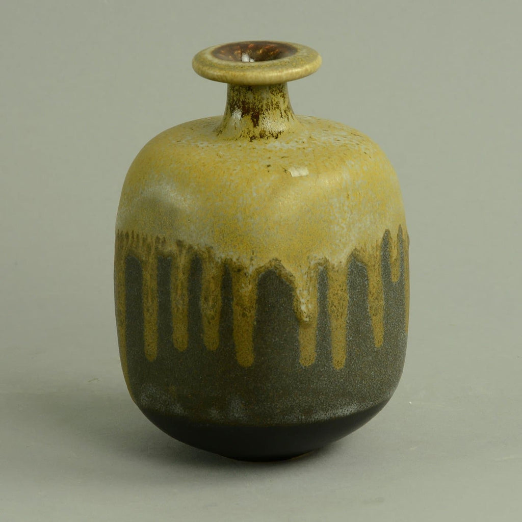 Unique stoneware bottle vase by Gerald and Gottlind Weigel C5160 - Freeforms