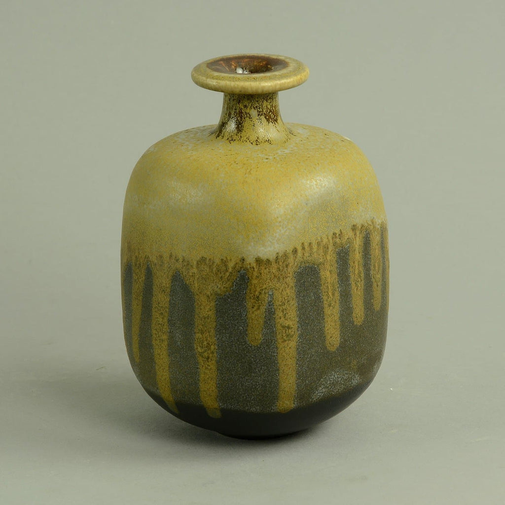 Unique stoneware bottle vase by Gerald and Gottlind Weigel C5160 - Freeforms