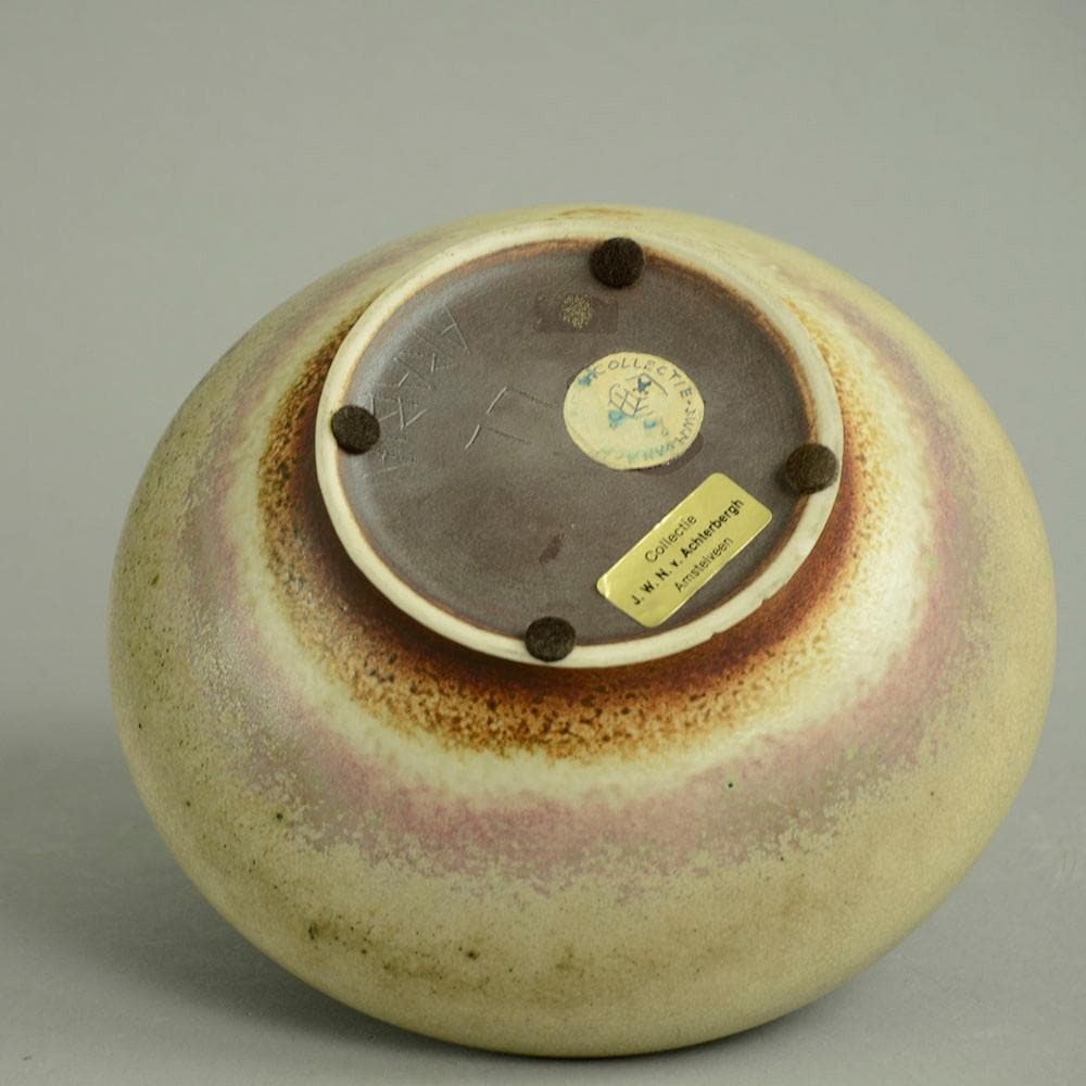 Unique stoneware bowl by Liisa Hallamaa N6927 - Freeforms