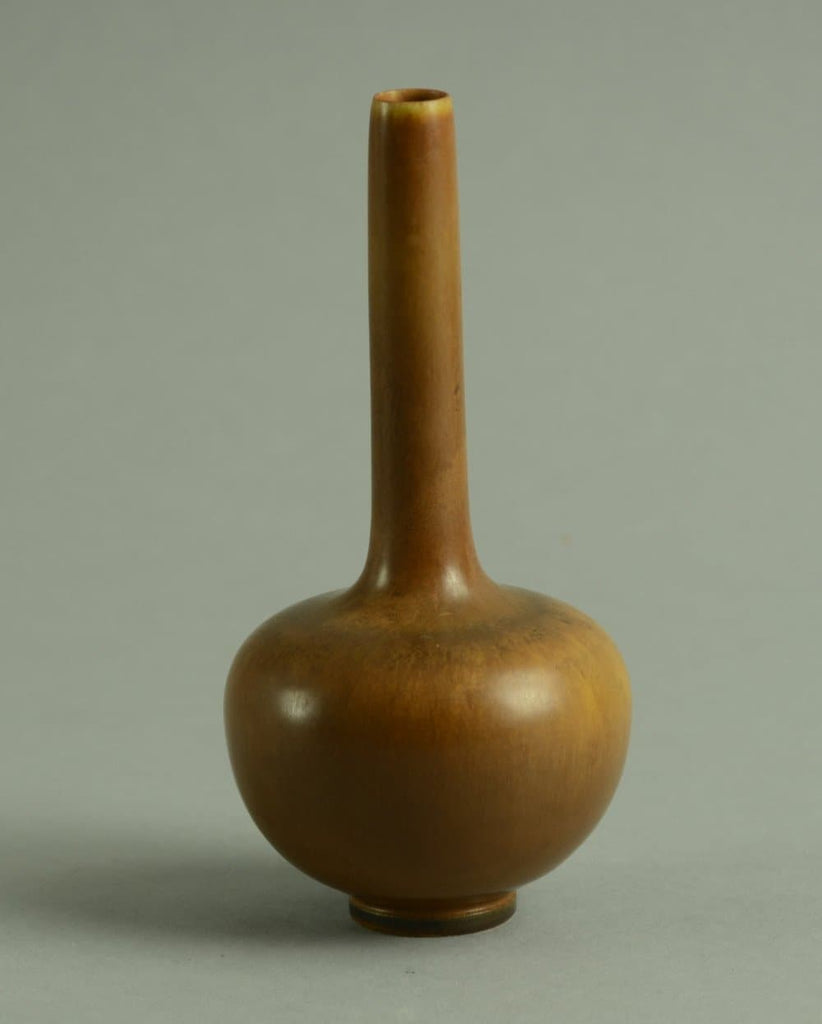 Unique stoneware cabinet vase by Berndt Friberg A1510 - Freeforms