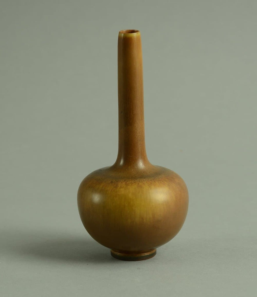 Unique stoneware cabinet vase by Berndt Friberg A1510 - Freeforms