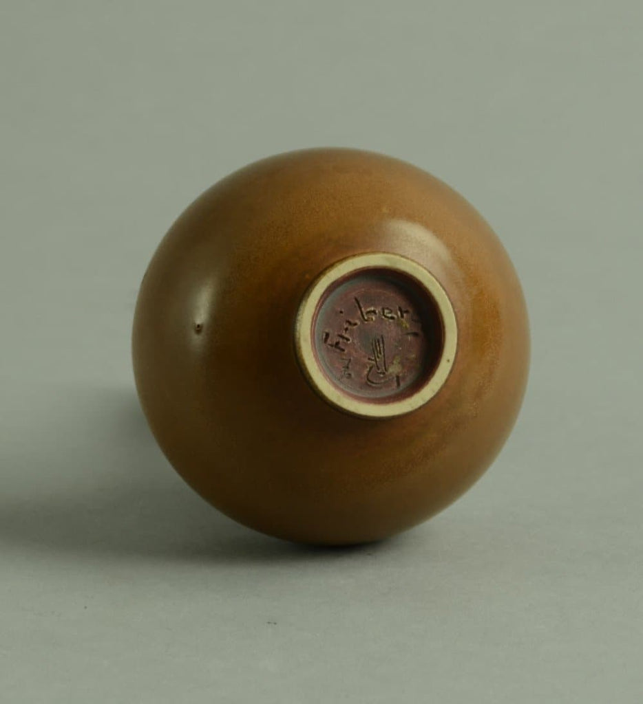 Unique stoneware cabinet vase by Berndt Friberg A1510 - Freeforms