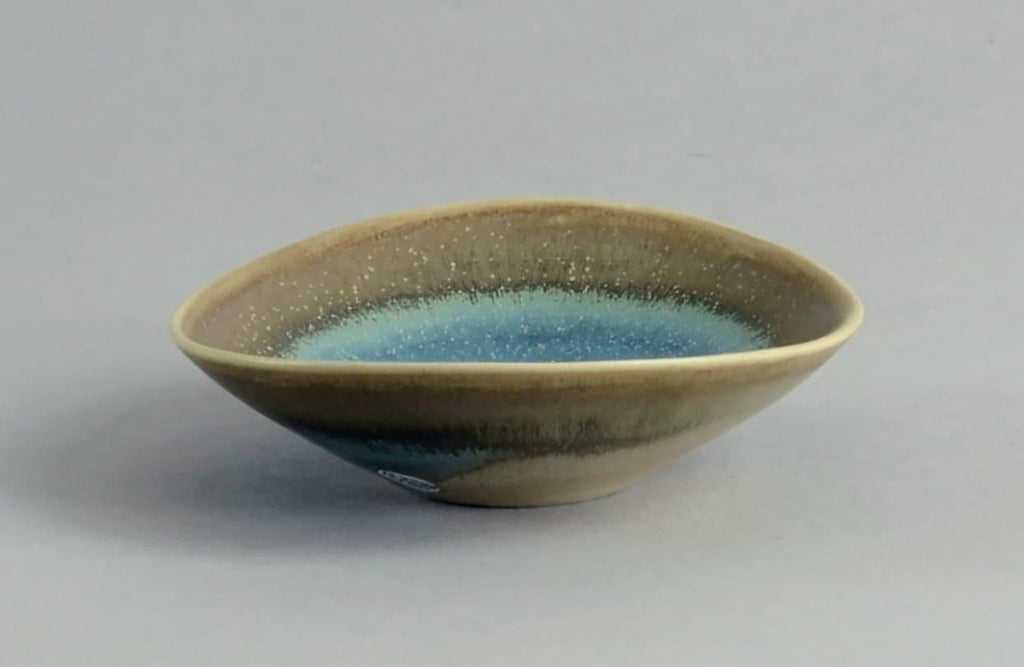 Unique stoneware dish by Stig Lindberg B3288 - Freeforms