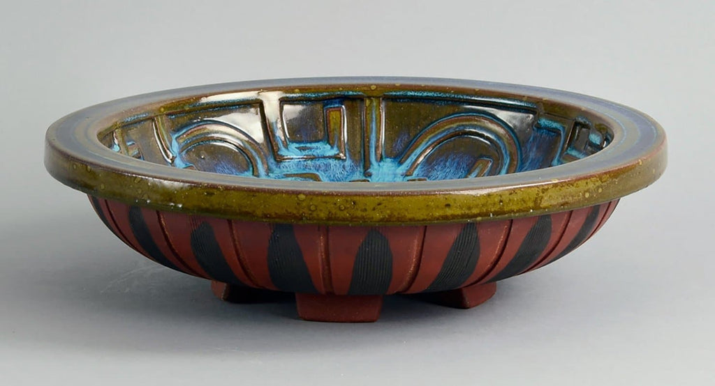 Unique stoneware "Farsta" footed bowl by Wilhelm Kage B3789 - Freeforms