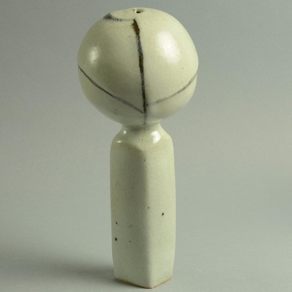 Unique stoneware sculptural form by Ingeborg and Bruno Asshoff A1322 - Freeforms