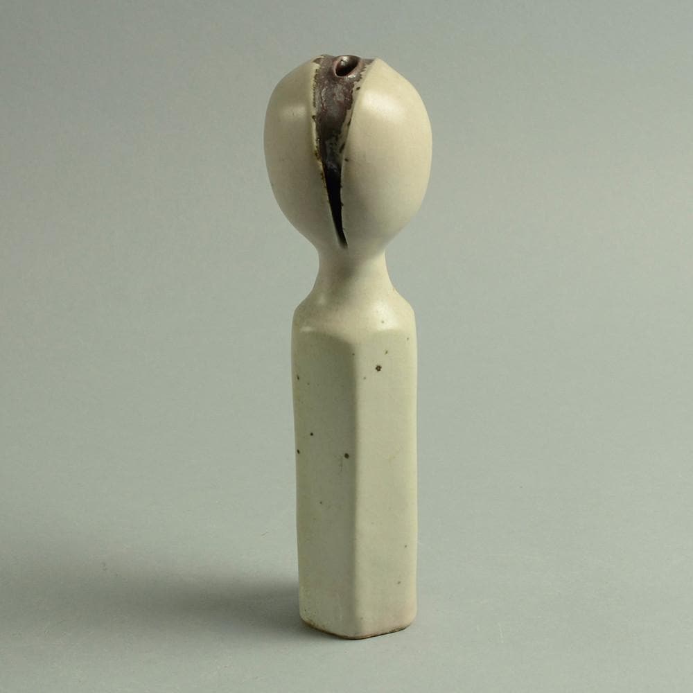 Unique stoneware sculptural form by Ingeborg and Bruno Asshoff A1326 - Freeforms