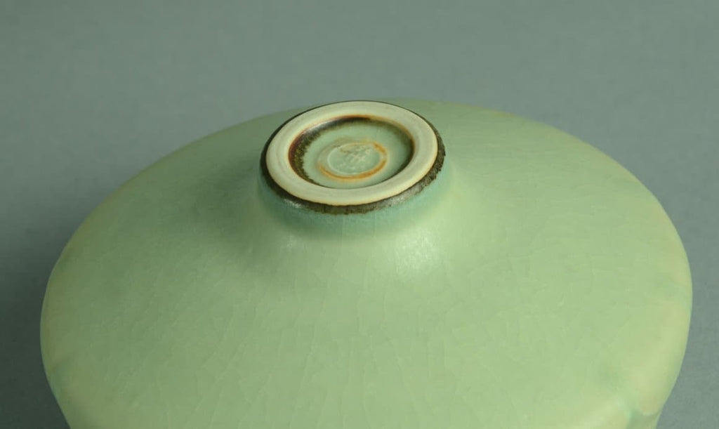 Unique stoneware sculptural vessel by Karl Scheid N9383 - Freeforms