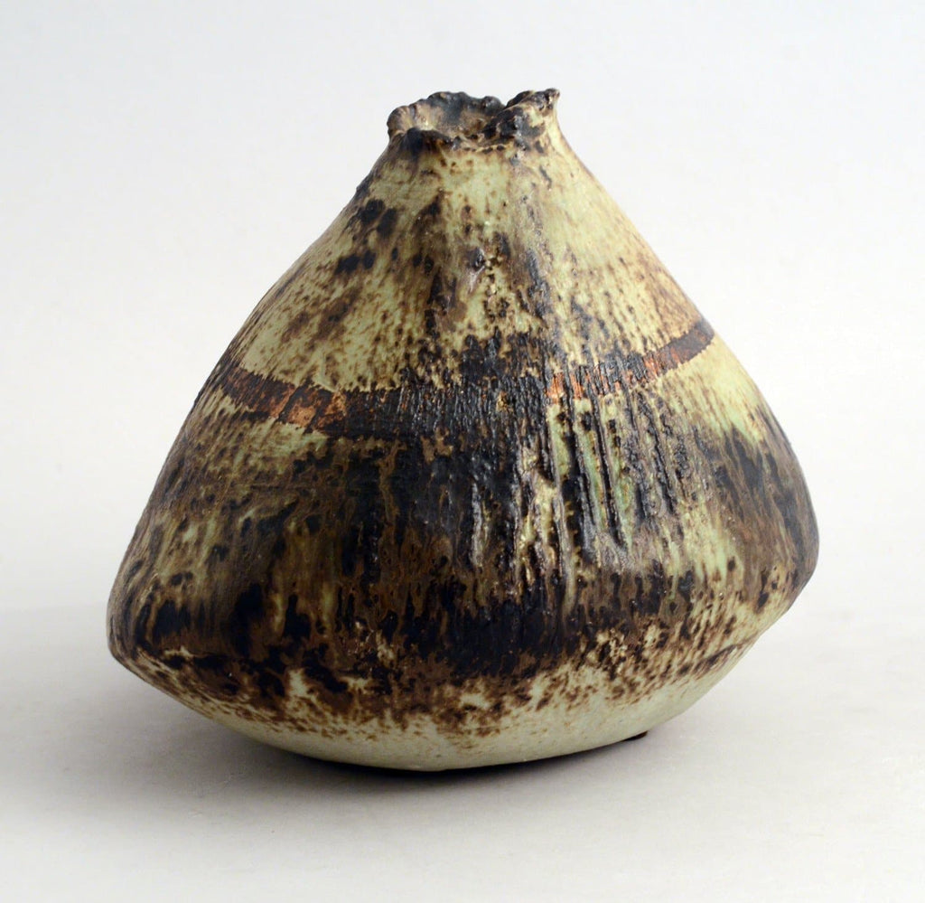 Unique stoneware sculptural vessel by Robert Sturm N9070 - Freeforms