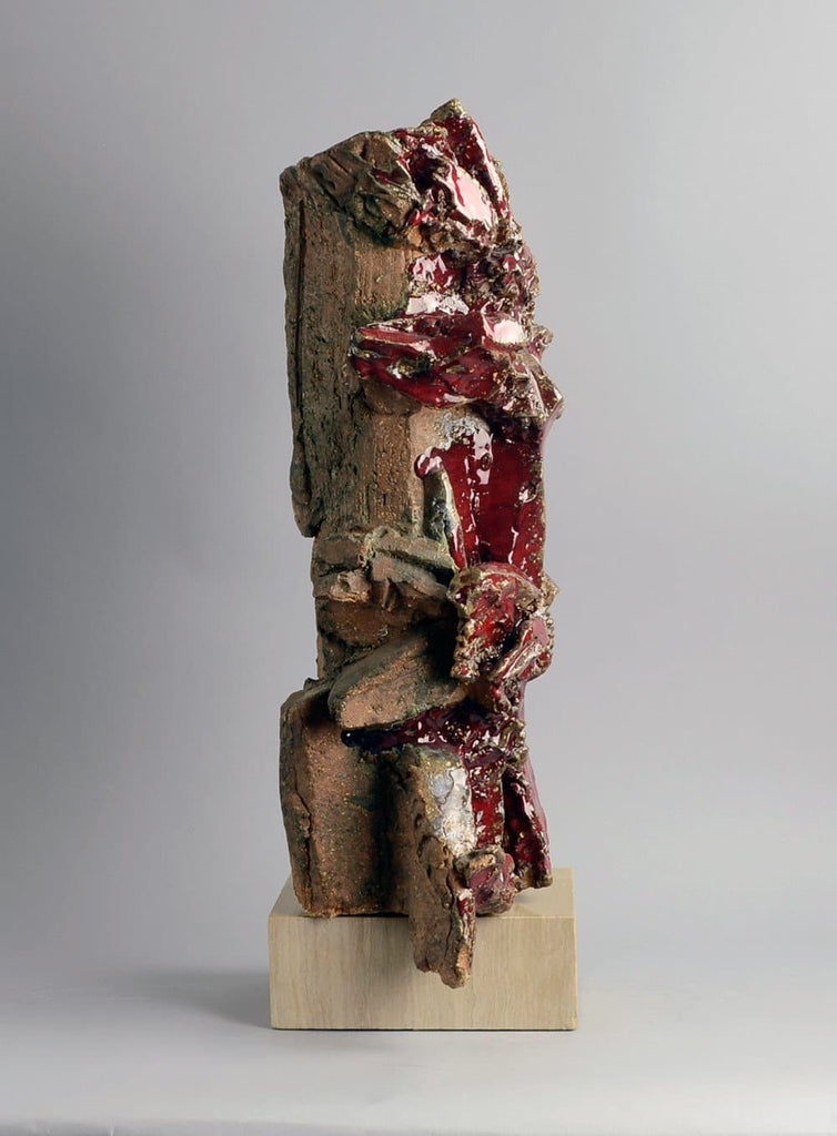 Unique stoneware sculpture with glossy red glaze by Hertha Hillfon B3424 - Freeforms