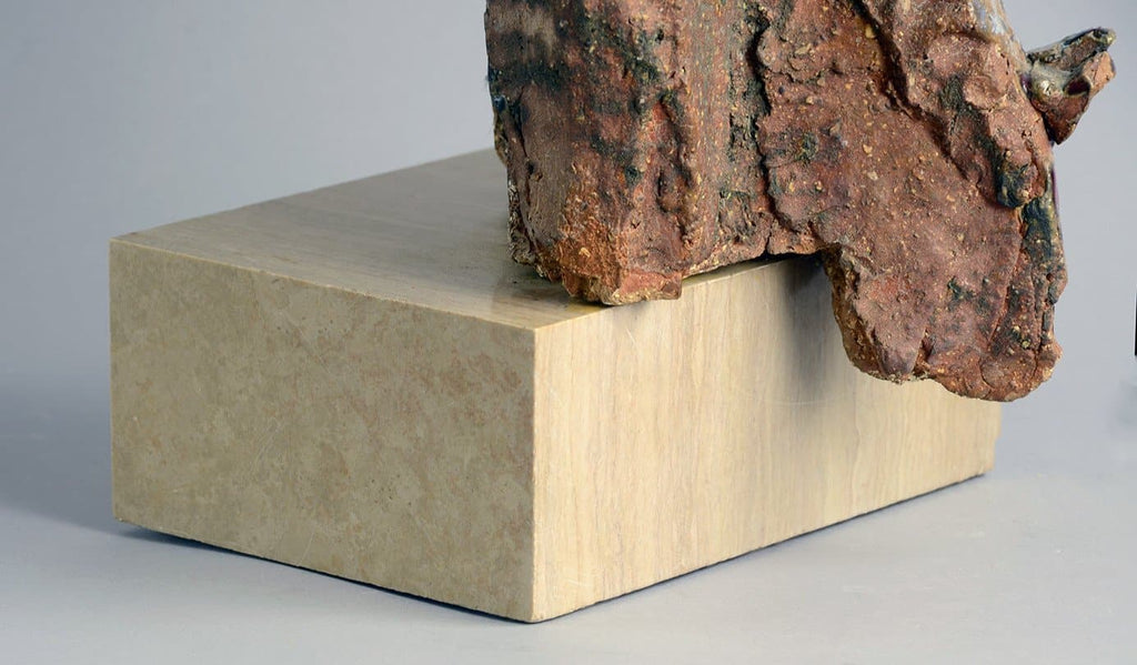 Unique stoneware sculpture with glossy red glaze by Hertha Hillfon B3424 - Freeforms