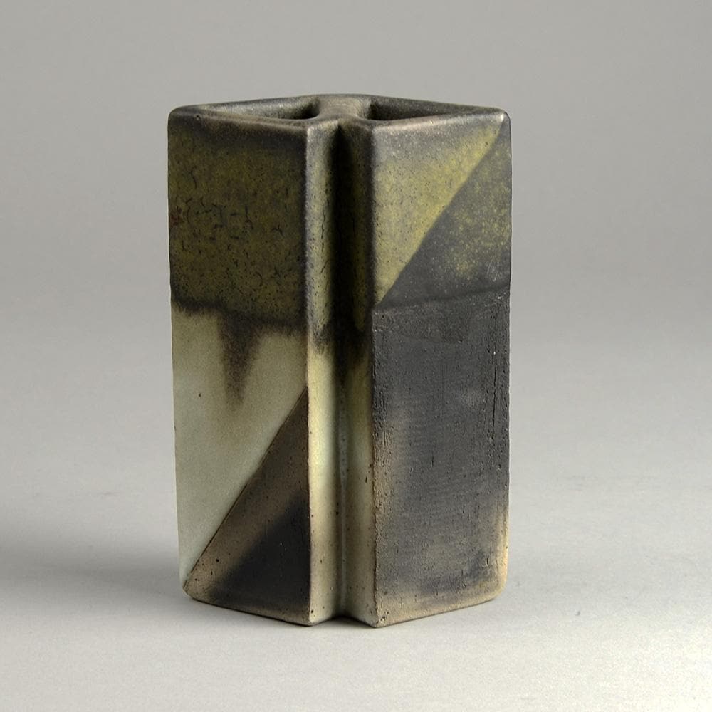 Unique stoneware vase by Antje Brüggemann-Breckwoldt D6374 - Freeforms