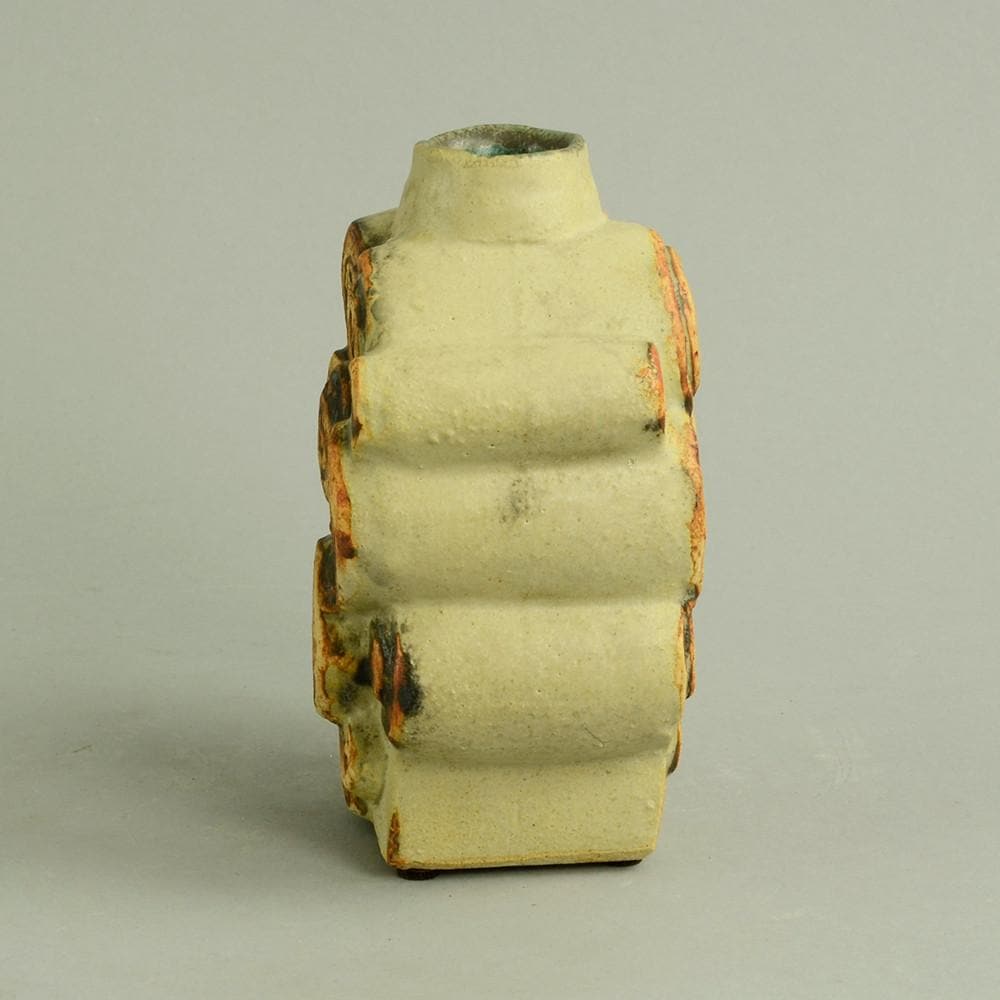 Unique stoneware vase by Bernard Rooke N5177 - Freeforms