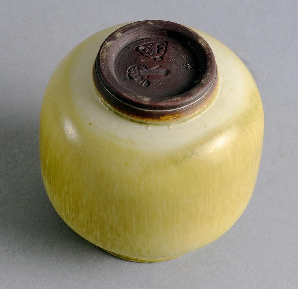 Unique stoneware vase by Berndt Friberg A1106 - Freeforms