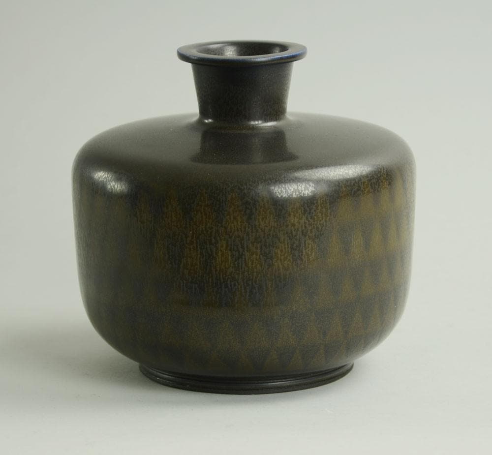 Unique stoneware vase by Berndt Friberg B3034 - Freeforms