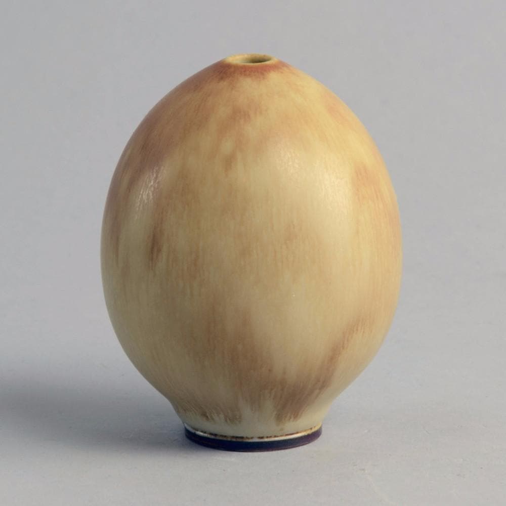 Unique stoneware vase by Berndt Friberg B3218 - Freeforms