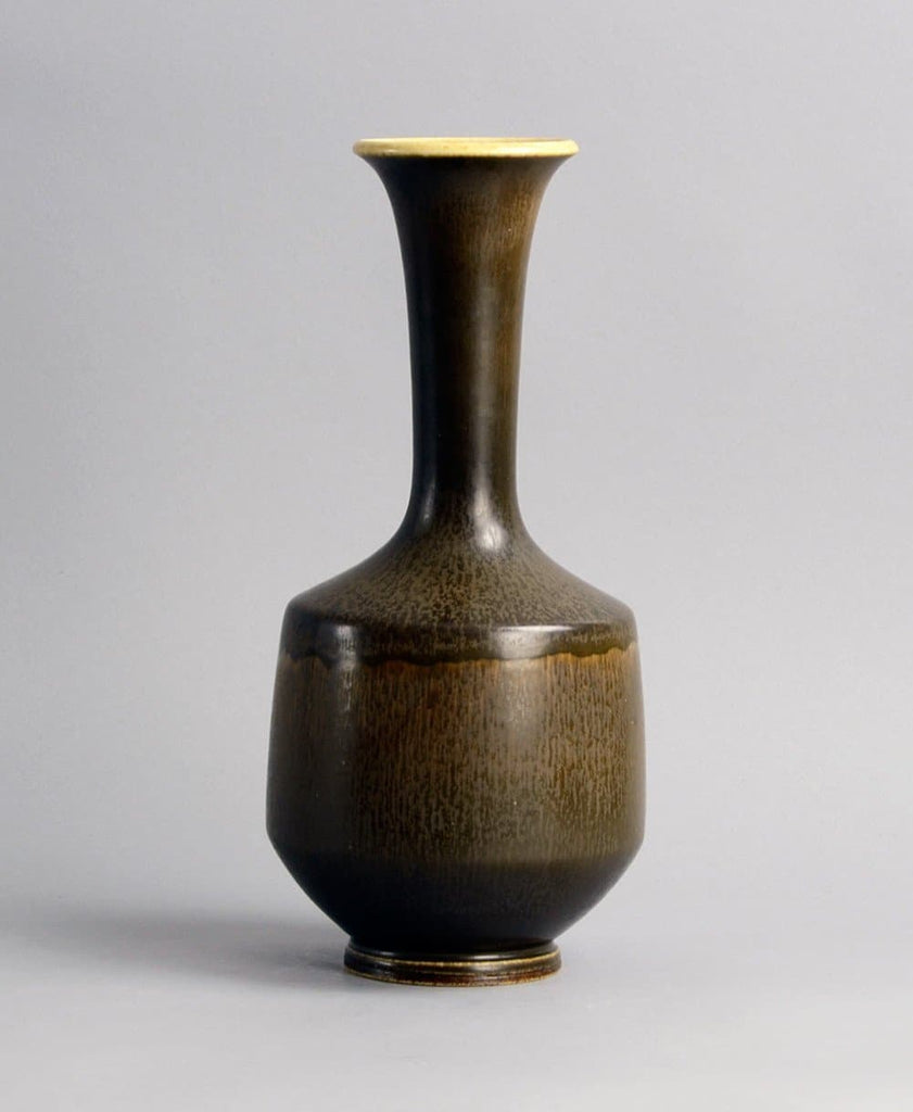 Unique stoneware vase by Berndt Friberg B3637 - Freeforms