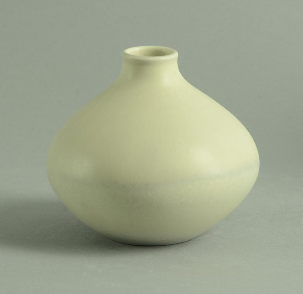Unique stoneware vase by Berndt Friberg B3763 - Freeforms