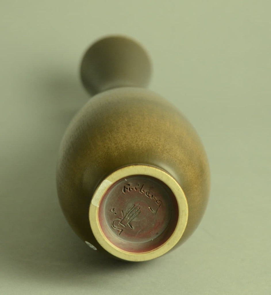 Unique stoneware vase by Berndt Friberg N9790 - Freeforms