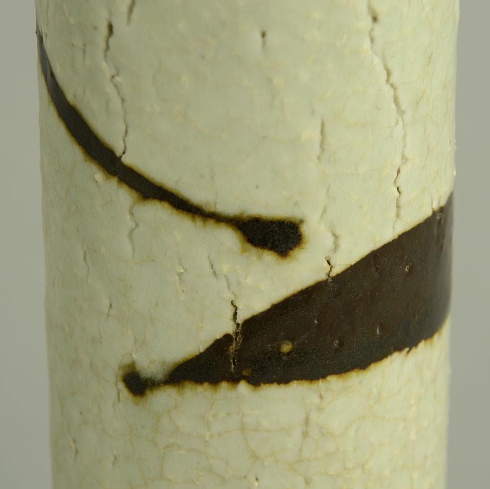 Unique stoneware vase by Janet Leach N7179 - Freeforms