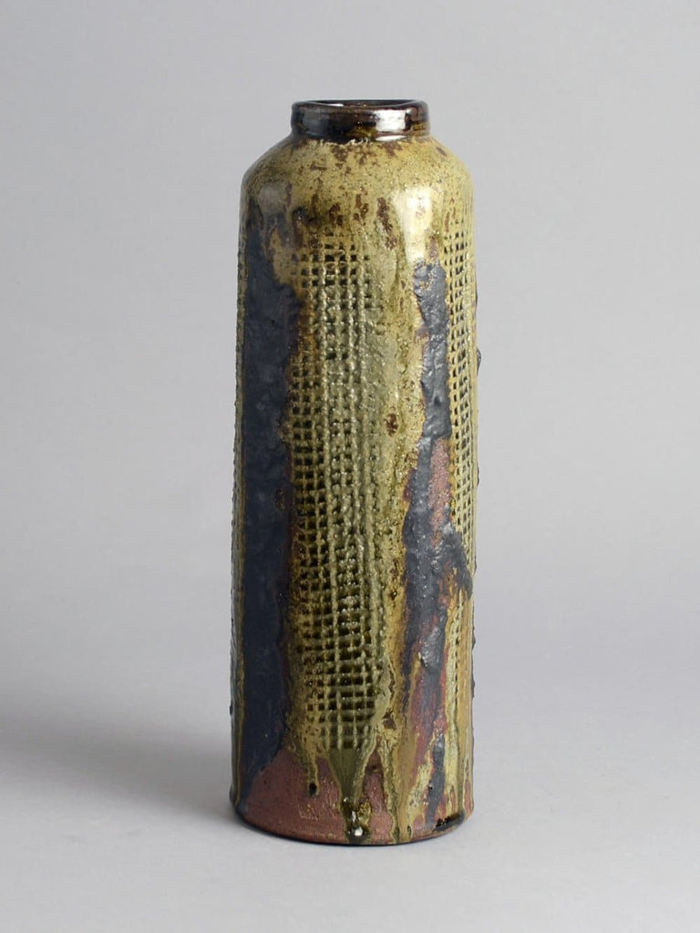 Unique stoneware vase by Janet Leach N9072 - Freeforms