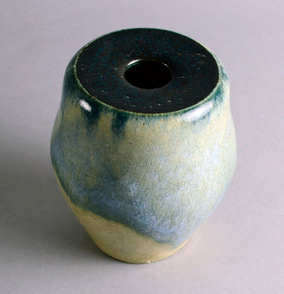 Unique stoneware vase by Konrad Quillman N9738 - Freeforms