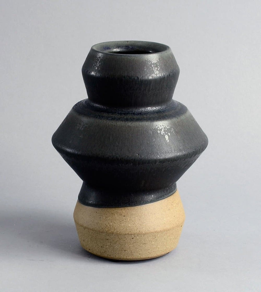 Unique stoneware vase by Martin Schlotz B3380 - Freeforms