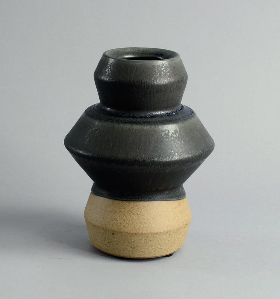 Unique stoneware vase by Martin Schlotz B3380 - Freeforms