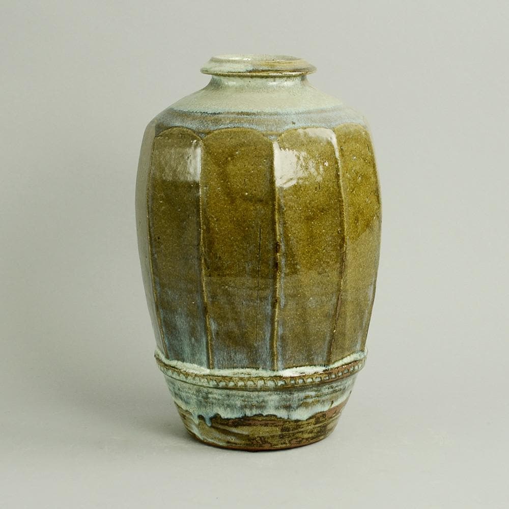 Unique stoneware vase by Mike Dodd N6064 - Freeforms