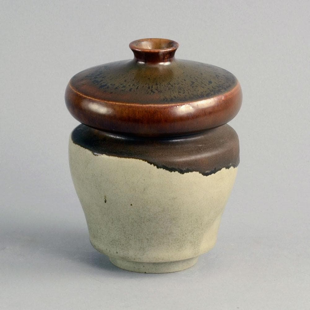 Unique stoneware vase by Peter Zweifel C5142 - Freeforms