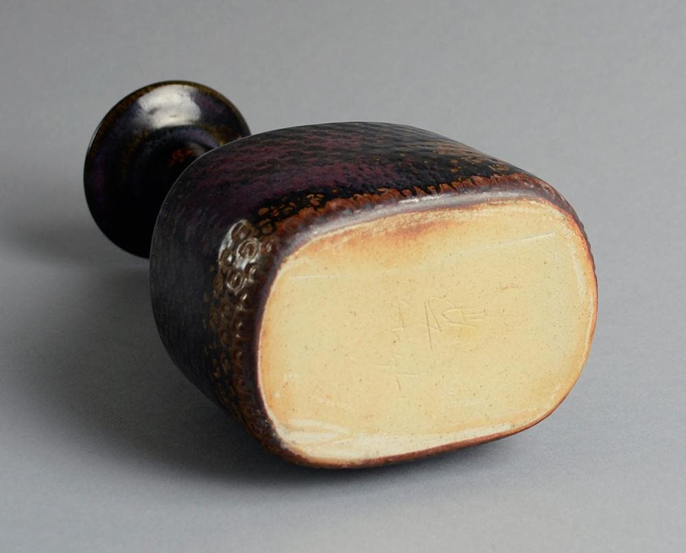 Unique stoneware vase by Stig Lindberg A1554 - Freeforms