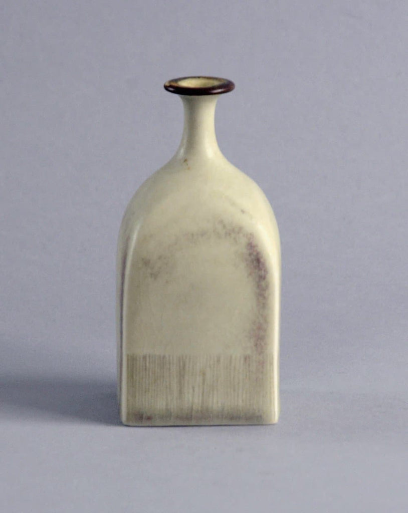 Unique stoneware vase by Ursula Scheid B3590 - Freeforms