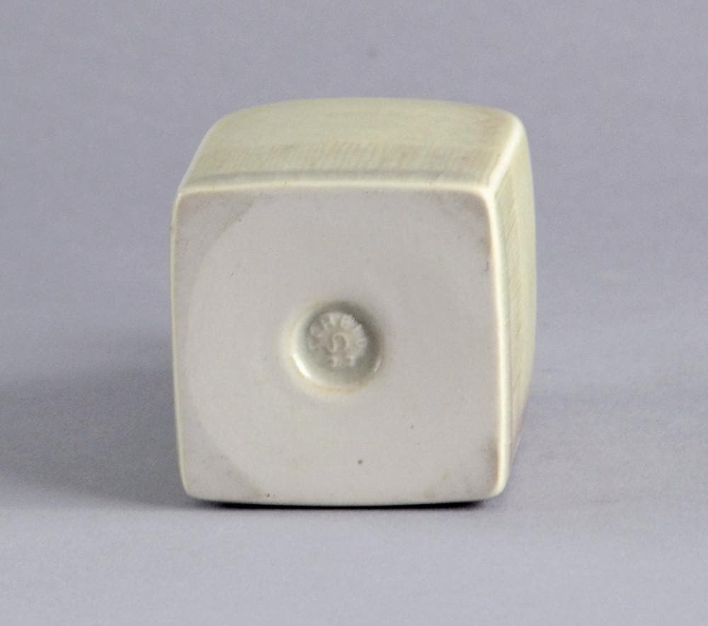 Unique stoneware vase by Ursula Scheid B3590 - Freeforms