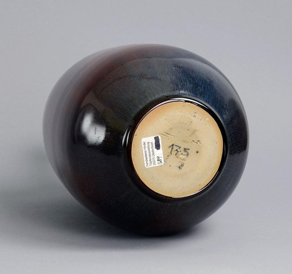 Unique stoneware vase by Wendelin Stahl B3446 - Freeforms