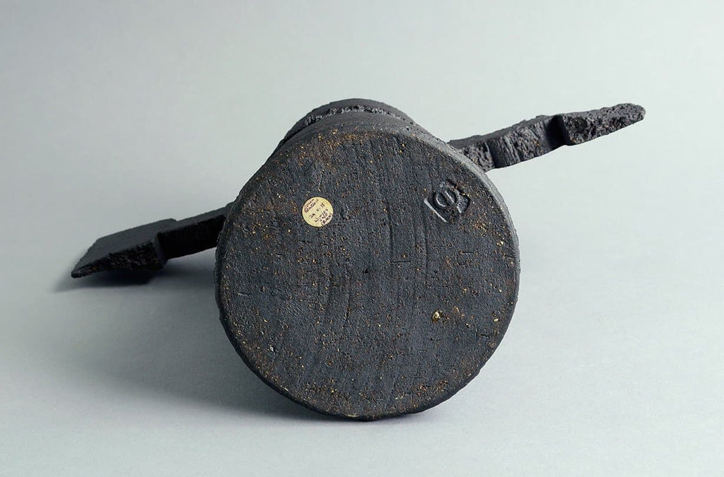 Unique stoneware "winged form" by Colin Pearson A1940 - Freeforms